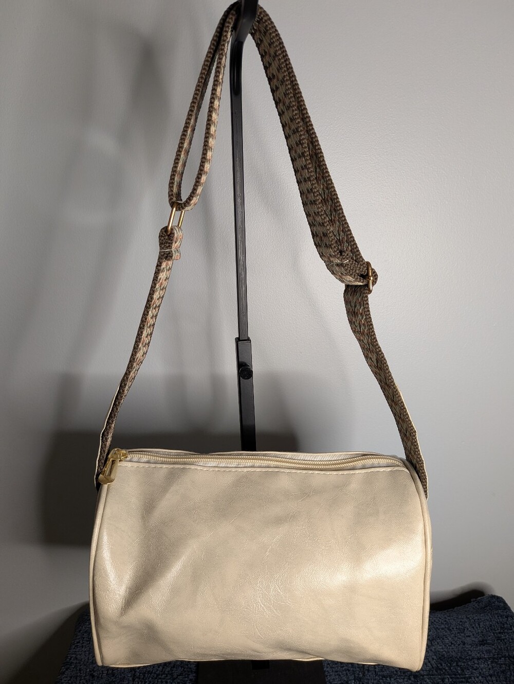 Beige Vegan Leather Boston Barrel Bag Chevron Woven Guitar Crossbody Strap Cream